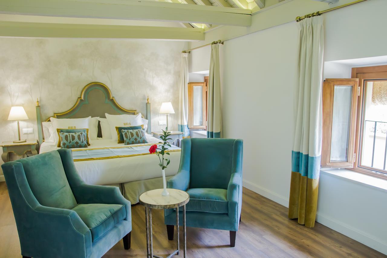 Halo Boutique 4*