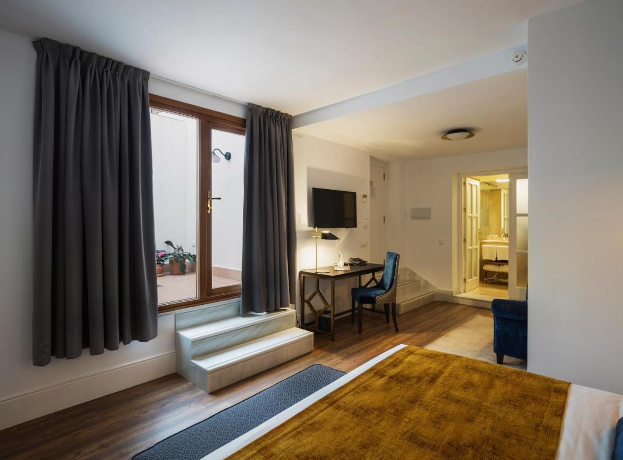 Hotel Halo Boutique